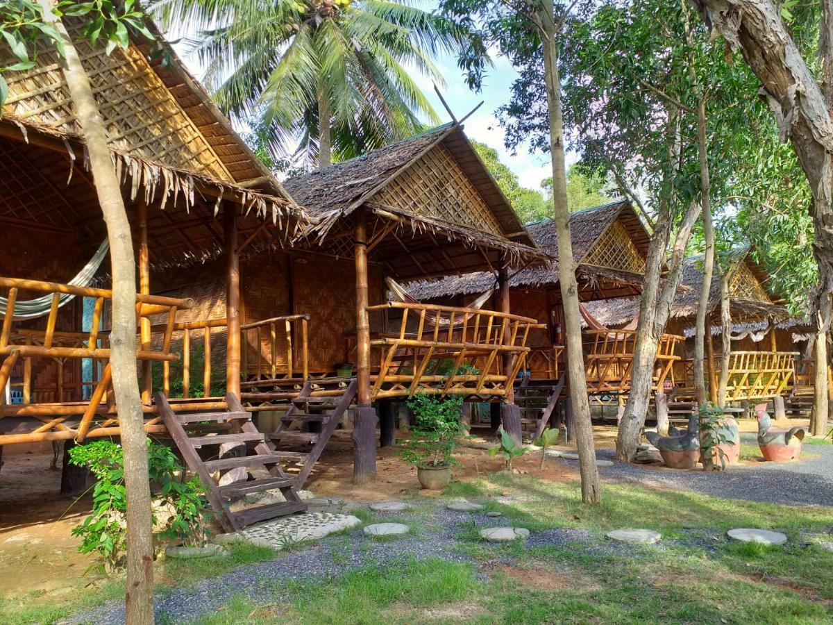 The Ford Sunset Beach Resort Wok Tum Exterior foto